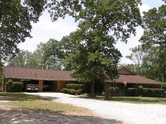 1st image of 77 Pinecrest Dr