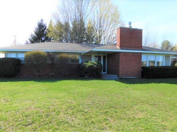 Bear Lake Real Estate Bear Lake Mi Homes For Sale Zillow