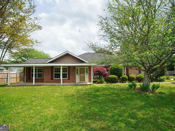 5th image of 201 Willowgate Dr