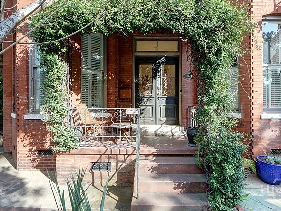 3rd image of 220 E State Street