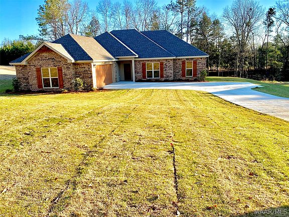 2nd image of 471 Nixon Rd