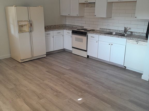 2nd image of 9241 King Way