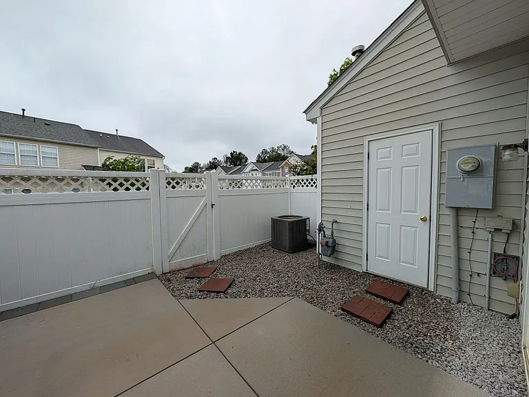 5122 Brooke Lauren Ln — Photo 14