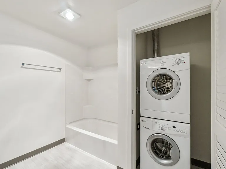 Kavela Apartments in Seattle, WA — Photo 5