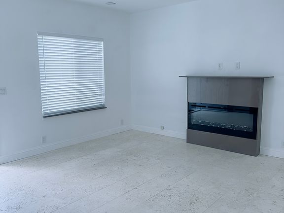 5th image of 107 Alameda Ave #Adu