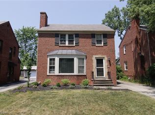 3837 Faversham Rd, University Heights, OH 44118