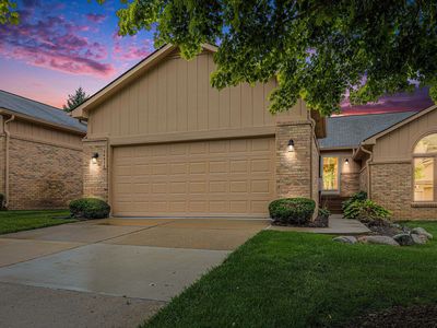 34978 White Pine Trl, Farmington, MI, 48335