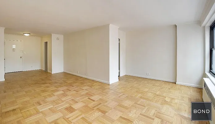 Rented by Bond New York | media 13