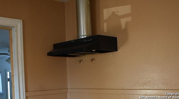 5th image of 627 Marquette Dr