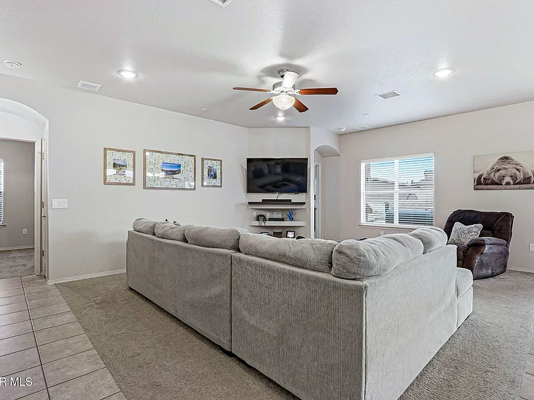 7120 Falling Leaf Cir — Photo 15