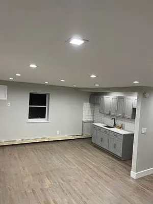 Rented by Gotham City Realty Group | media 4