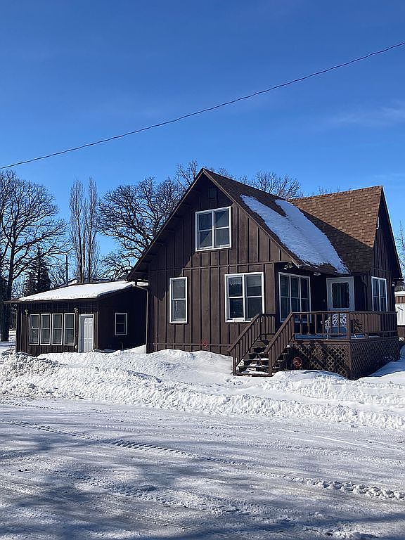 739 E 7th St, Neche, ND 58265 Zillow