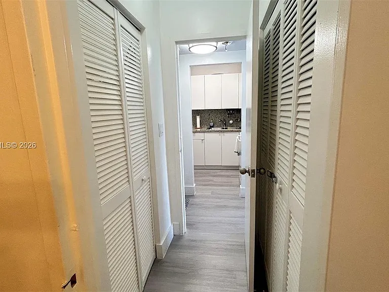 2899 Collins Ave #450 — Photo 14