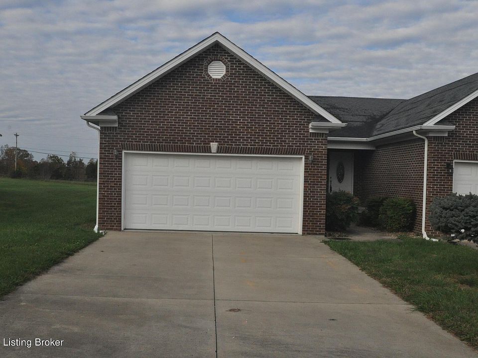 1st image of 111 Twin Lakes Dr