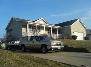 510 Eagle Ridge Dr, Union, MO 63084