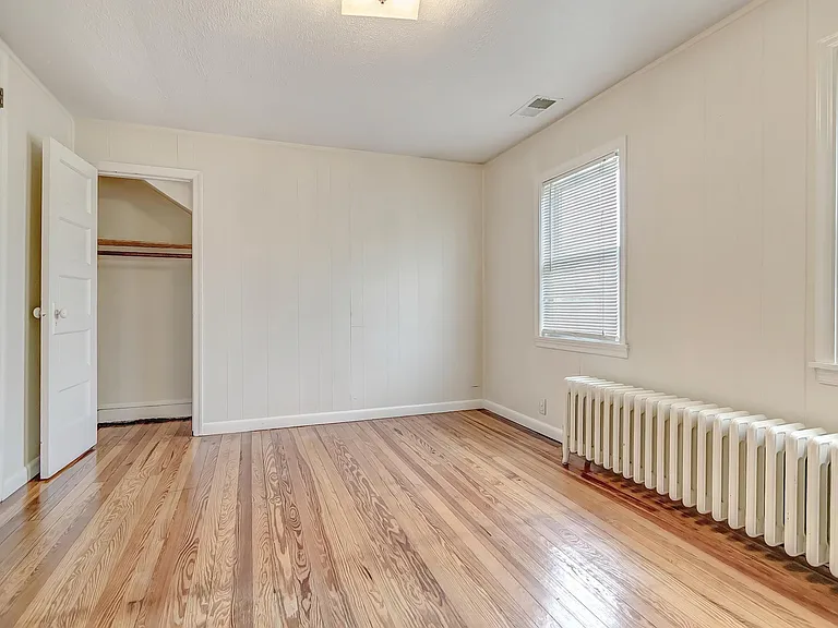 9038 Rhode Island Ave — Photo 36