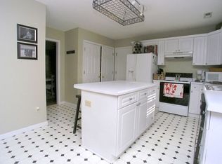 124 Blackberry Ln, Mooresville, NC 28117
