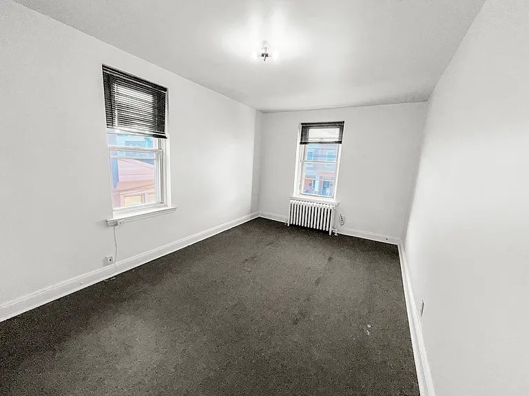 352 N Gross St #2 — Photo 11
