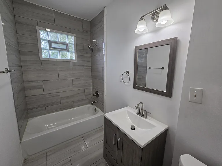 9340 Moffat Ave — Photo 9