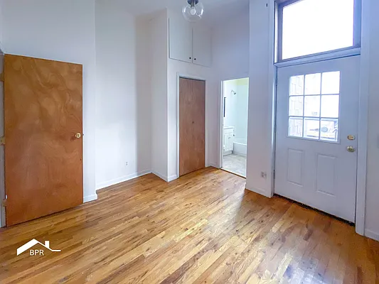 Rented by Brooklyn Ports Realty | media 1