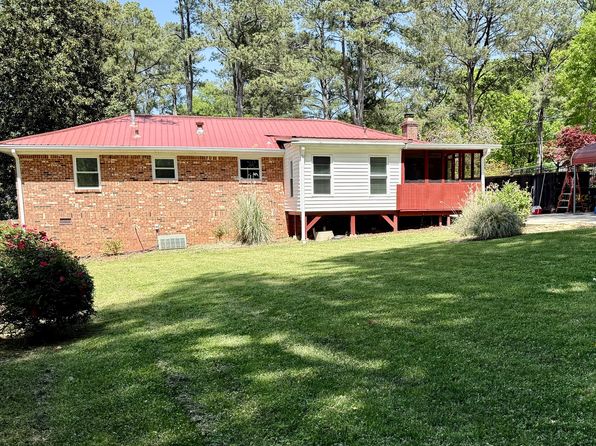 1093 Grace St SW, Mableton, GA 30126