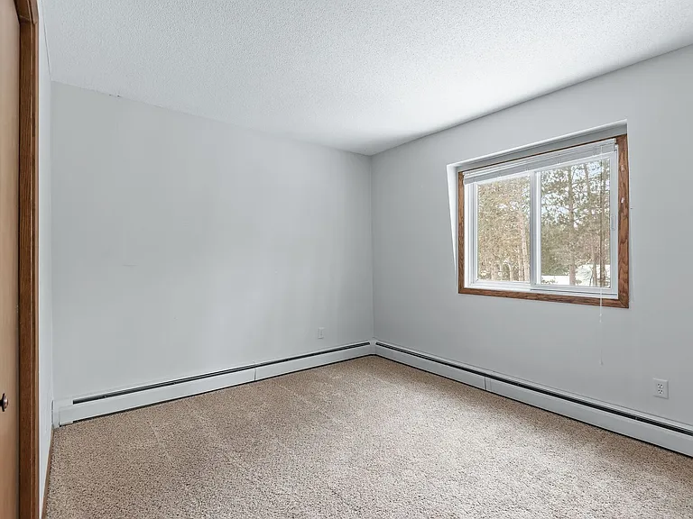 925 West Branch St — Photo 19