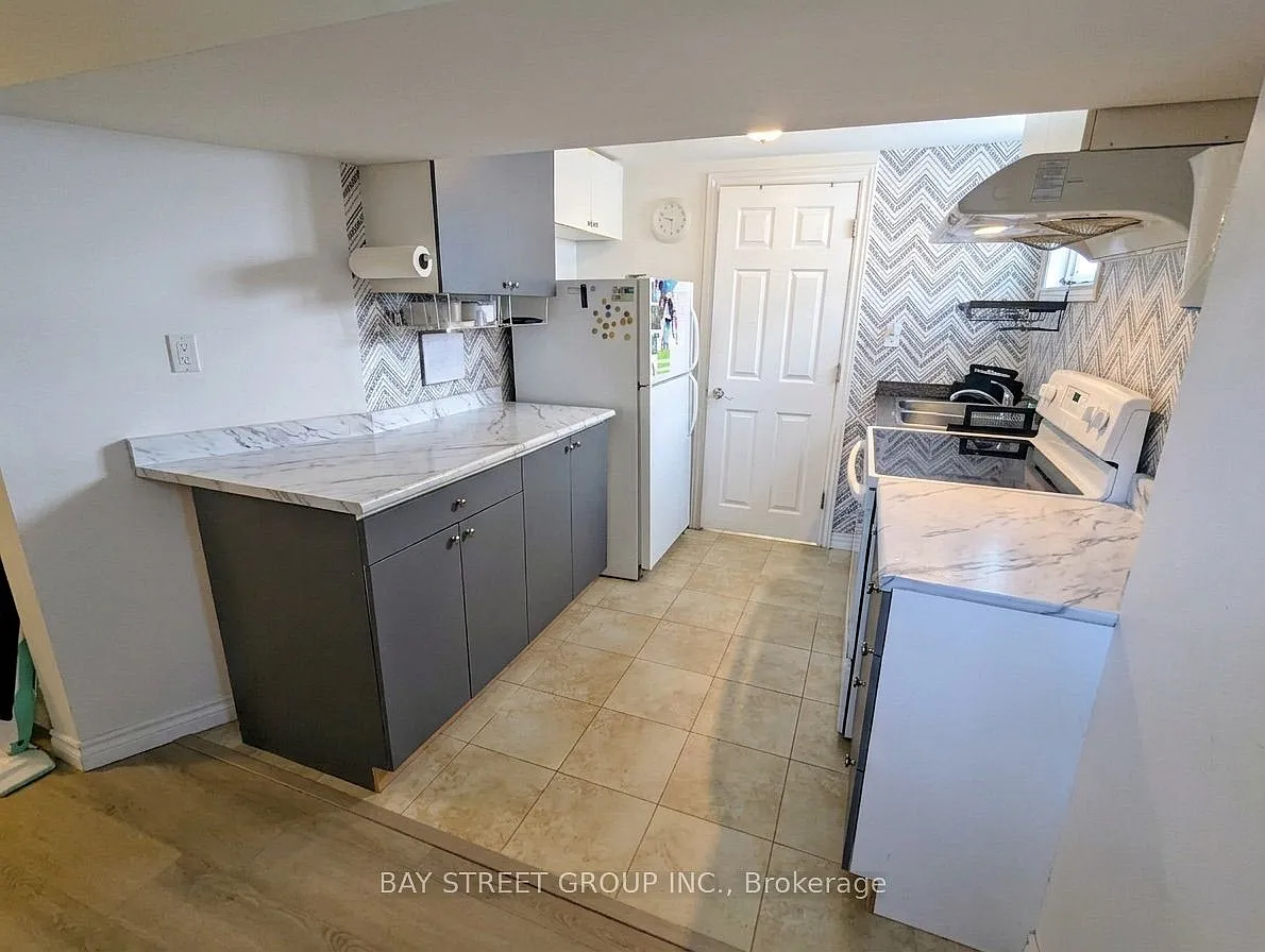 2 bed, $1,600 — Photo 3