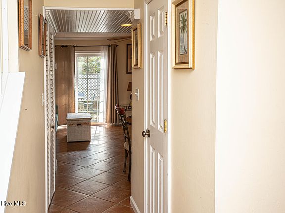 5th image of 4505 N Kings Highway Apt D9