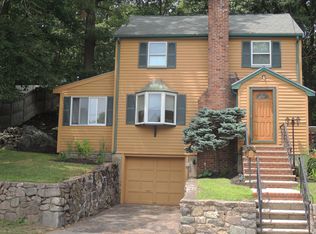 43 Braeburn Rd, Hyde Park, MA 02136