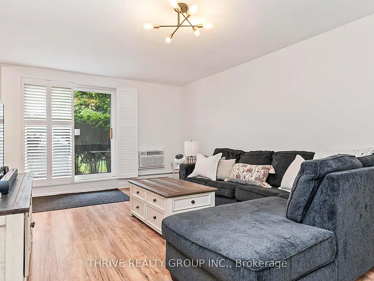 635 Wonderland Rd S #4 — Photo 13