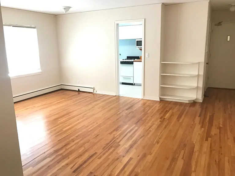 3320 Fremont Ave S #101 — Photo 3