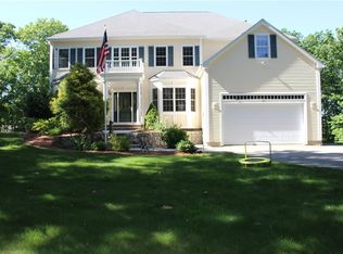 161 Chocolog Rd, Uxbridge, MA 01569