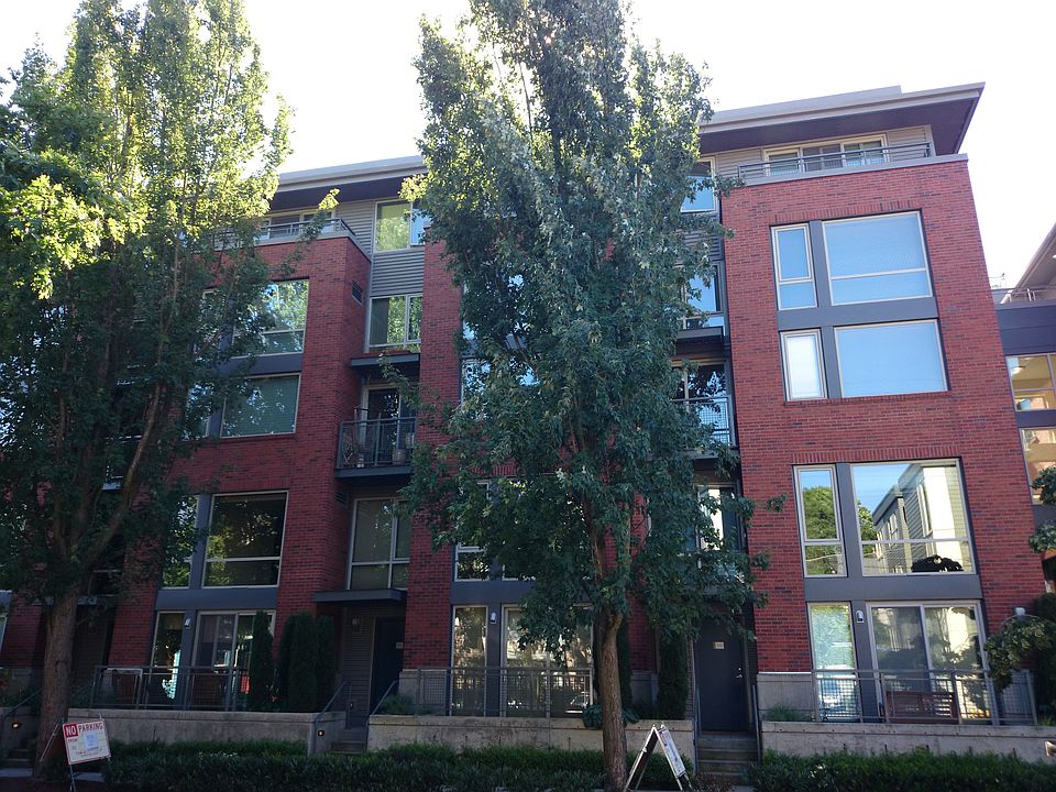 1st image of 530 Broadway E APT 238