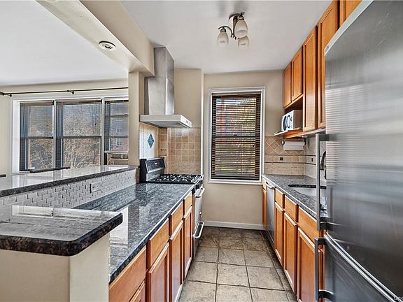 2nd image of 180 E Hartsdale Ave APT 3A