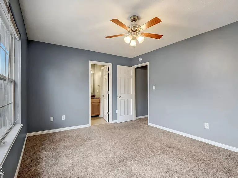3083 Armory Dr — Photo 21