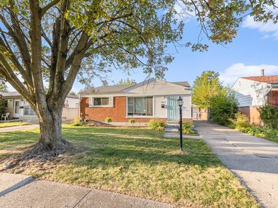 30570 Rustic Ln, Westland, MI, 48186