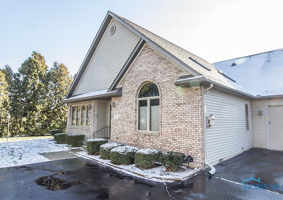 1st image of 110 Saint Martin Dr