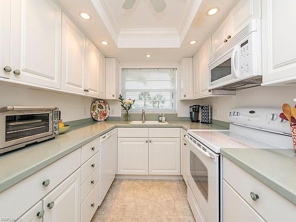 4th image of 3500 Gulf Shore Blvd N APT 208