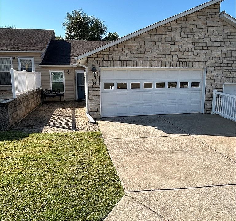 1st image of 1615 N Spring Rd Unit 14