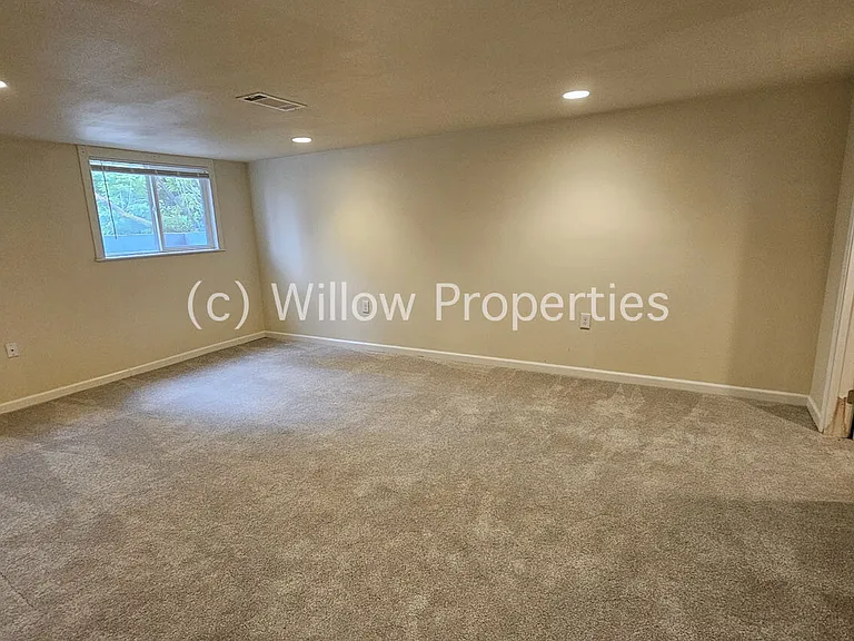 353 Eldorado Ave — Photo 11