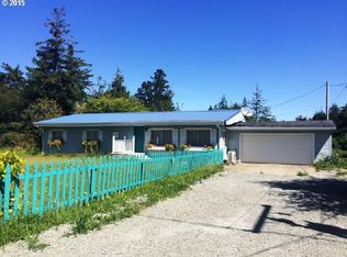 87969 Auction Barn Ln, Bandon, OR 97411