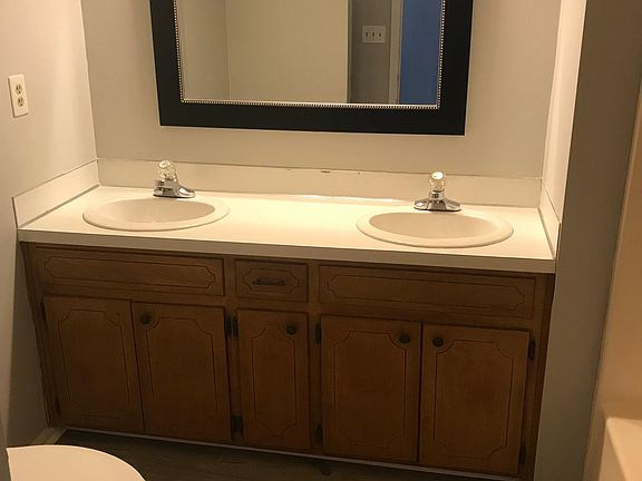 5th image of 340 U2 Haven Dr