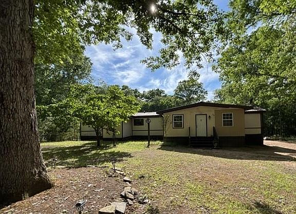 2nd image of 265 Pleasant Valley Rd NW