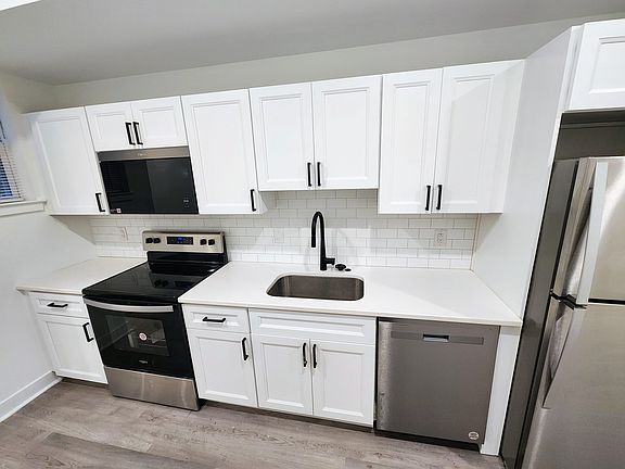 3rd image of 1838 N 17th St #1B