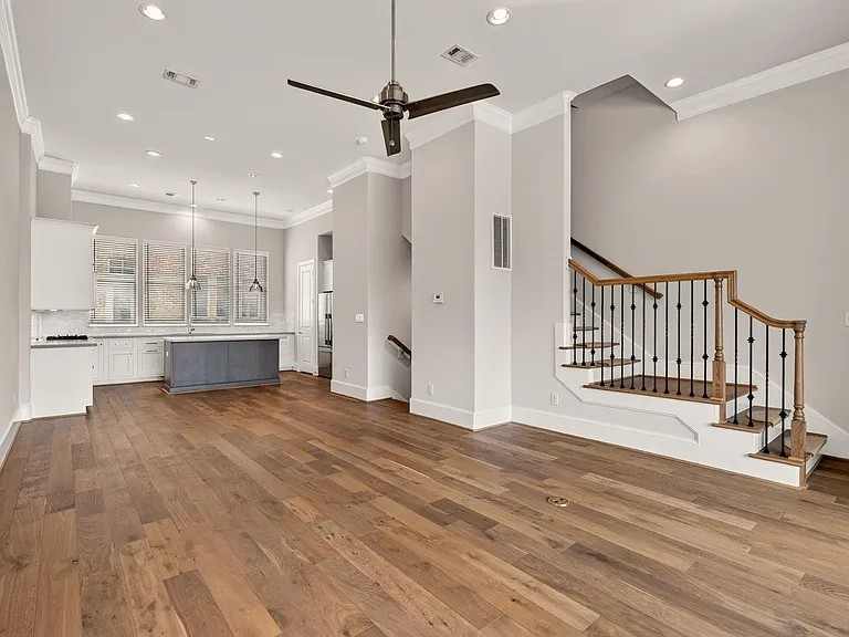 8711 Oak Kolbe Ln — Photo 23