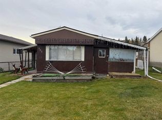 121 N 2nd Ave, Clearwater County, AB T0M1H0