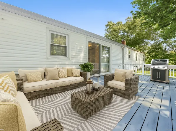 144 Mueller Drive, Hamden, CT 06514