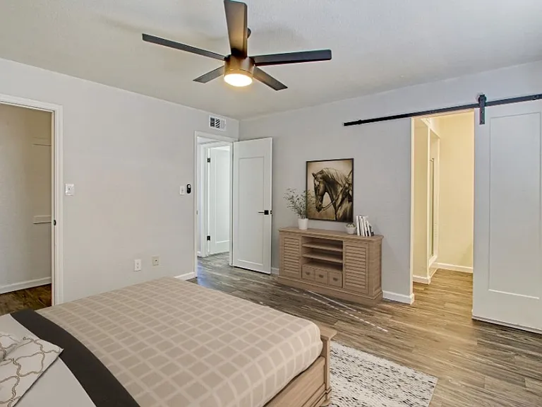 Reserve on Ray — Photo 31