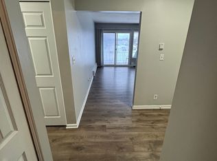 1511 S Riverside Ave #4, Saint Clair, MI 48079