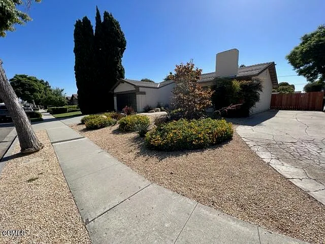 7126 Marmota St